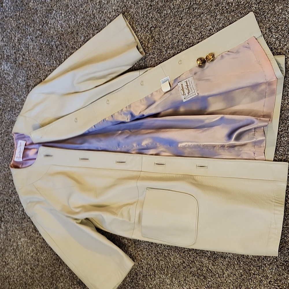 Vintage 1960's Beige Leather Coat